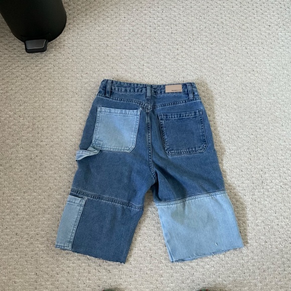 baggy shorts - Picture 2 of 2